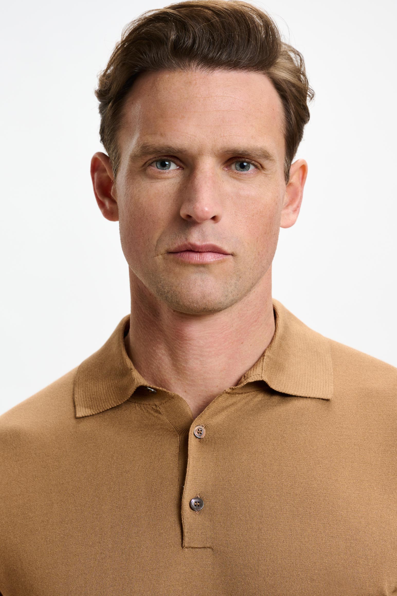 Tobacco Silk Knitted Kendal Short Sleeve 3 Button Polo Shirt - Image 3