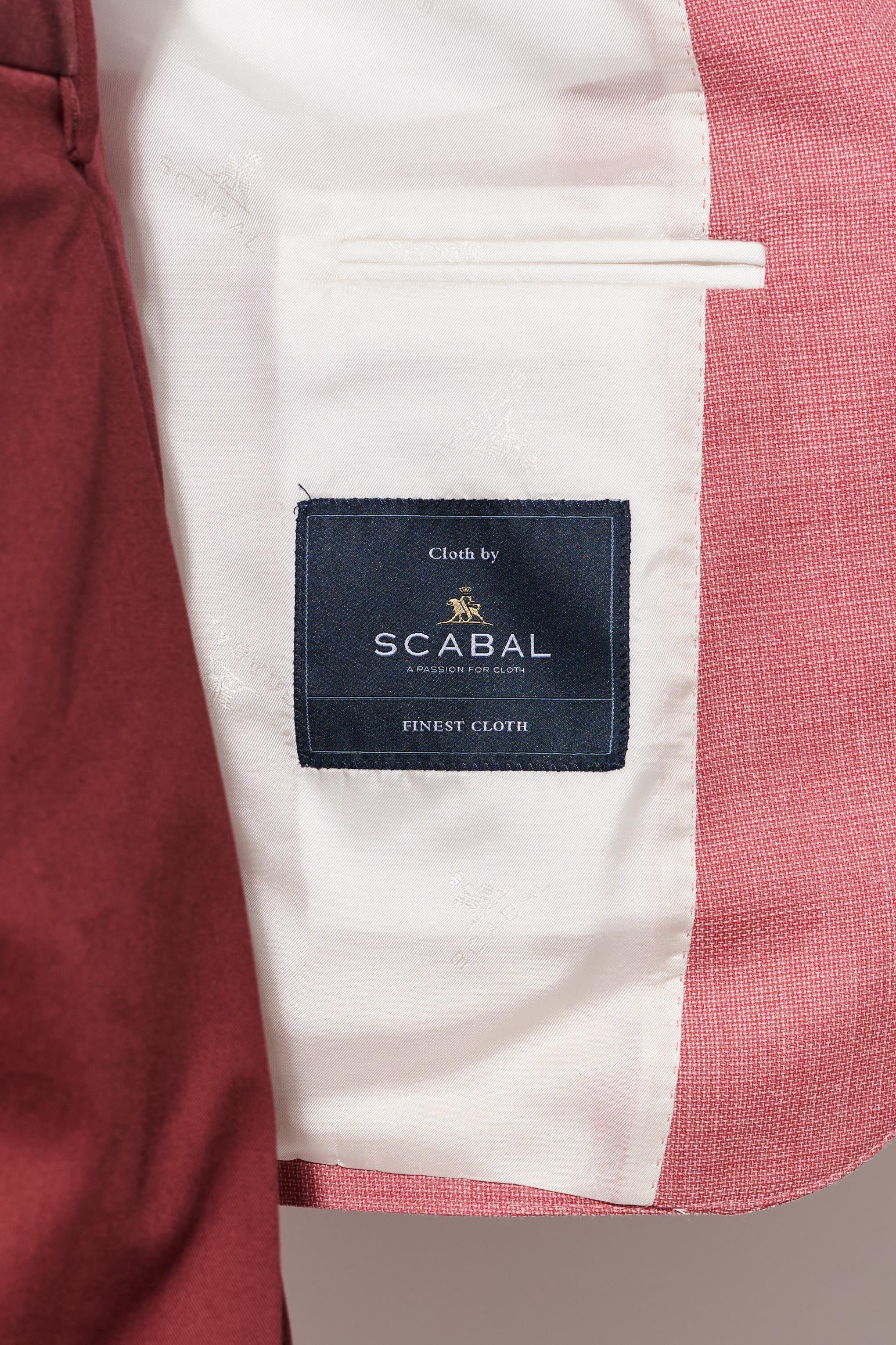 Medium Pink 100% wool Soho Tuxedo Jazz - Image 6